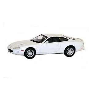    Jaguar XKR Coupe White 1/43 Diecast Model Car Autoart Toys & Games
