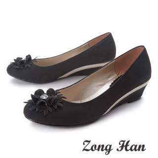 Womens Faux Leather Flowers Low Heel Wedge Shoes in Black, Taro  