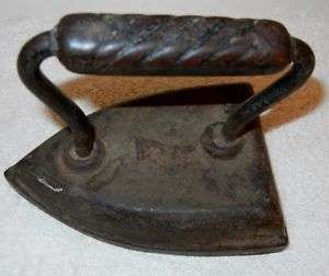 Vintage Flat Cast Iron Clothes Iron #7 1800s Handle  