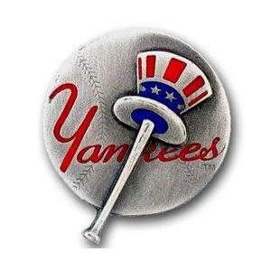  Team Logo MLB Pin   New York Yankees