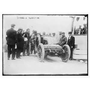  L. Strang,in Renault racing auto