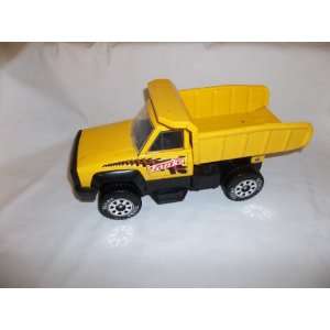 Tonka construction site dump truck     moveable truck bed   excellent 
