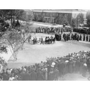  1915 photo Booker T. Washingtons coffin being carried to 