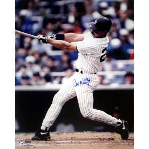 Don Mattingly New York Yankees   Swing Close Up   8x10 