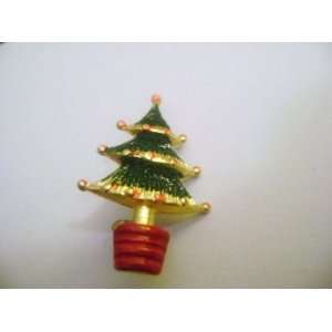  Vintage   Glittery CHRISTMAS TREE Pin   Jewelry 