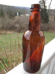 BEAUTIFUL ANTIQUE ARNAS AMBER BEER BOTTLE WHITTLED APPLIED LIP 3 PART 