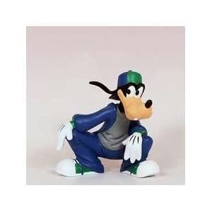    Enesco 4016099 Disney Urban Goofy Figurine 