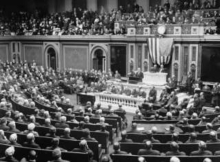 1913 photo Wilson addressing Congress, 1913  