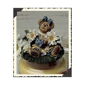  Daisy MaeHe Loves Me 2 3/4 Boyds Candle Topper 