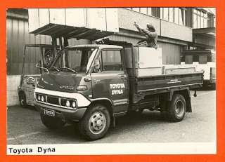 1970s Toyota Dyna Flatbed Truck Official Photo  