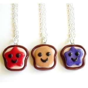   Jelly & Grape Jelly Three Way Best Friend Necklaces Toys & Games