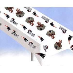  New England Patriots Plastic Table Cover (Quantity of 1 