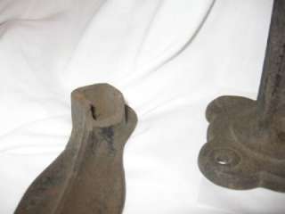 Antique Cast Iron Shoe Cobbler Stand With 3 Shoe Molds  