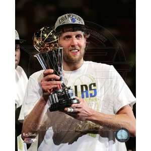  Dirk Nowitzki with the 2011 NBA Championship MVP Trophy 