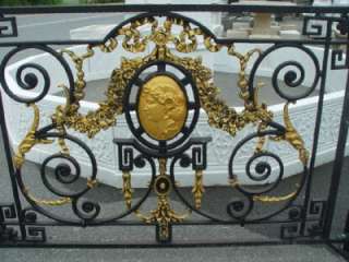 BEAUTIFUL VICTORIAN STYLE CAST IRON HEAVY SOLID FENCE PANEL 
