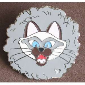 Disney Collector Pin Siamese Cat from The Movie Lady and The Tramp 