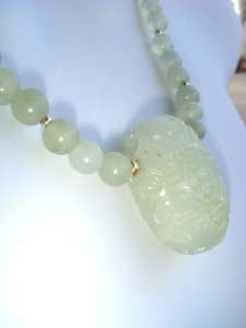 Vintage Jade 14kt Gold Celedon Green Necklace  