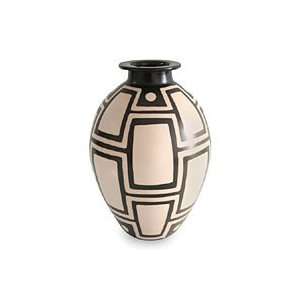  Chulucanas ceramic vase, Sun Windows