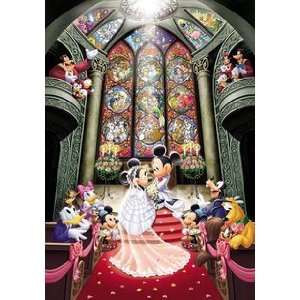   Mouse and Minnie Mouse marry in a beautiful church Toys & Games