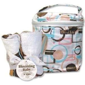  Trend Lab Bottle Bag And Bib Set   Cocoa Dot Baby