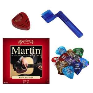 Martin M140 Acoustic Guitar Strings with BONUS Guitar Picks, Pick 