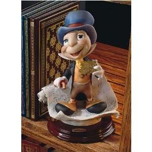   Showcase Pinocchio Figurine Jiminy Cricket 379 C
