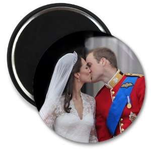  Kate and Wills FIRST KISS Royal Wedding 2.25 inch Fridge 