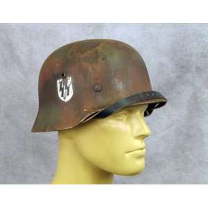  Aged German WWII M35 Steel Helmet  Single Decal Autumn 