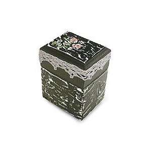  NOVICA Playing cards holder, Midnight Flowers Sports 