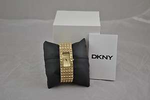   Crystals Gold Expansion Bracelet Champagne Dial Womens watch NY8245