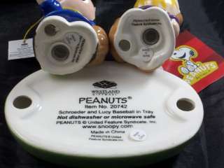 NIB Peanuts SCHROEDER & LUCY Salt & Pepper Shakers Baseball Magnetic 