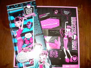 MONSTER HIGH Dead Tired DRACULAURA Doll & COFFIN BED  