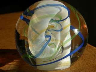 Lovely Caithness RIBBONS Art Glass Paperweight Ball 3.2 inch Signed 
