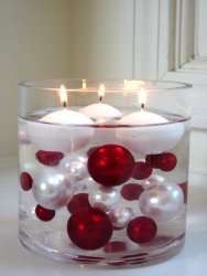 White Floating Candles, Vase and Pearls Set  
