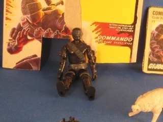   1985 SNAKE EYES COMMANDO with wolf Figure including file card  