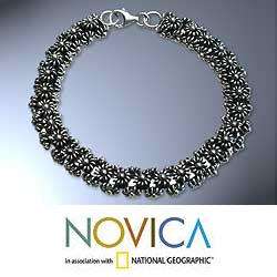Sterling Silver Daisy Chain Link Bracelet (Indonesia)   
