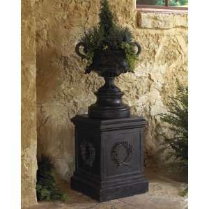  Leaf Urn