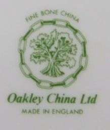 17 pc Set OAKLEY Fine Bone China ENGLAND Teapot/Cream/Sugar  