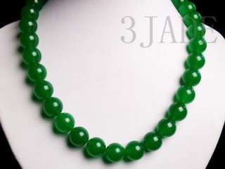 18 Imperial Green Malaysia Jade / Quartz 14mm Beads Necklace (VALUE $ 