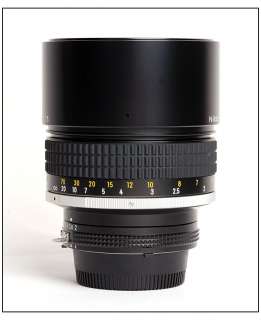 Mint* Nikon Nikkor 135mm f/2 Ais Manual Focus 135/F2  