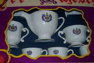 HER MAJESTYS TEA SET WORCESTER TOY CO. #257 C.1960  