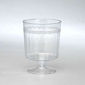 PIECE 8 OZ PLASTIC WINE GLASS GLASSES   NEW  
