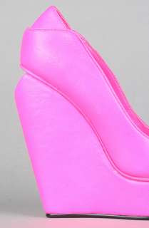 Senso Diffusion The Agnes Shoe in Neon Pink  Karmaloop   Global 