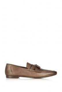 Brown soft leather tassel loafers with a burnished finish. Paul Smith 