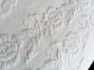 MaTeLaSSe BeDSPReaD of RoSeS SCRoLLS ~ ELeGaNT and BeauTiFuL ~ GReaT 4 