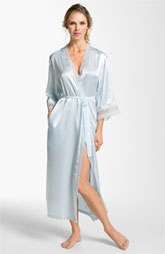 Oscar de la Renta Sleepwear Elegant Satin Robe $79.00
