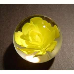  Paperweight Glass Rose Yellow 