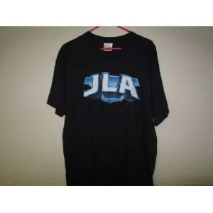  JLA T shirt Hanes Adult Large 