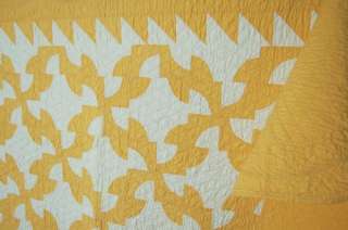   Yellow & White Drunkards Path Antique Quilt ~SAWTOOTH BORDER  